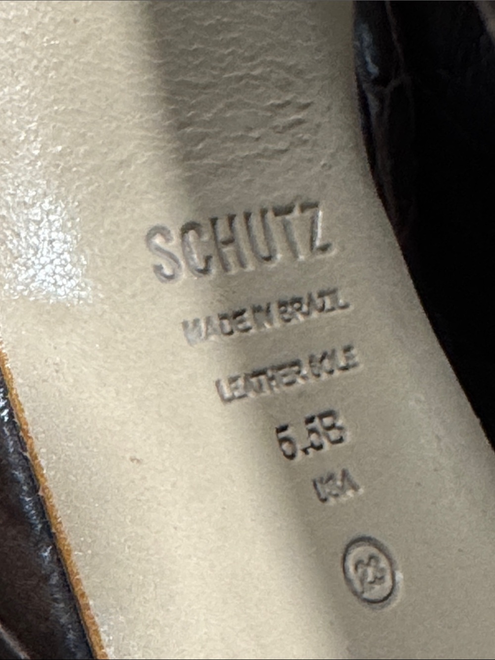 Schutz Darah Platform Mules in Crocodile-embossed Leather - Picture 14 of 16